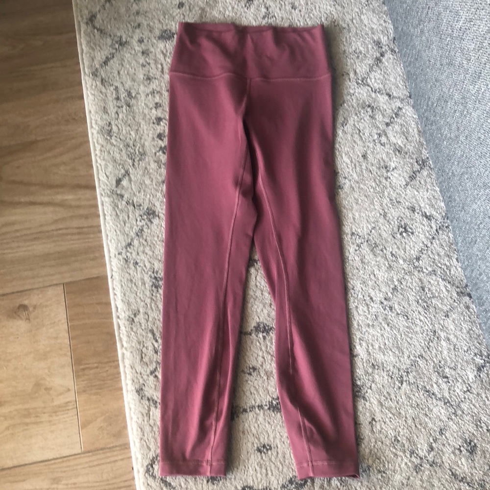 Lululemon leggings size 6